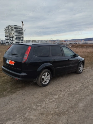 Vând Ford Focus 2, 1.6 benzină euro 4 - imagine 2 Vând Ford Focus 2, 1.6 benzină euro 4 - imagine 2