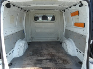 Mercedes Vito 6 locuri + marfa - imagine 7 Mercedes Vito 6 locuri + marfa - imagine 7
