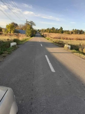 Teren  intravilan in centrul  localitatii Braesti - imagine 2