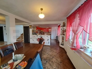 Casă 330 m² – teren 1210 m² – ideală pentru locuință sau pensiune - imagine 10