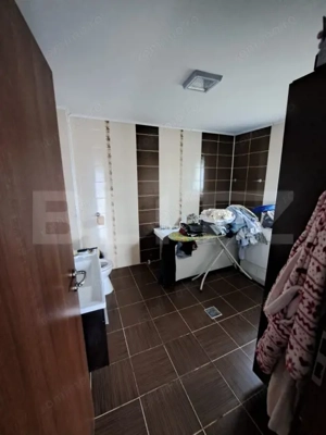 Casă 330 m² – teren 1210 m² – ideală pentru locuință sau pensiune - imagine 15