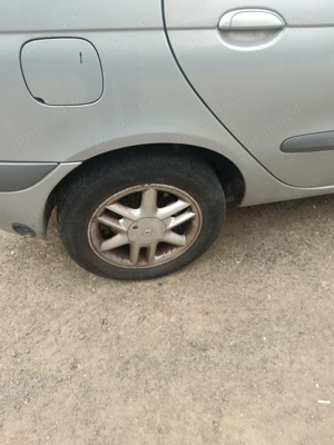 Renault Scenic  - imagine 5