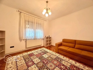 Casa centrala cu 3 camere, curte privata și gradina - imagine 6
