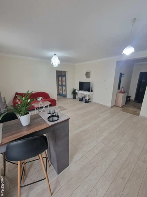 Propietar vand Apartament nou 2 camere in Giroc   53,7 mp - imagine 2