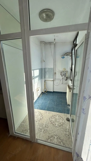 Vând garsonieră  - imagine 3