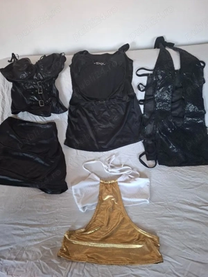 Body , top, rochii  negre, un produs bonus la  livrare