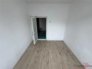 Garsoniera 12mp , de vanzare, zona Sud, etaj 4 cu acoperis - imagine 3