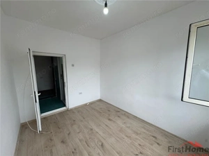 Garsoniera 12mp , de vanzare, zona Sud, etaj 4 cu acoperis - imagine 4