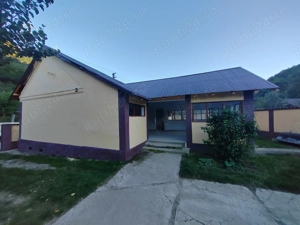 Gospodarie lângă Deva  - imagine 2