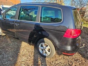 Volkswagen Sharan tdi 2.0 140 cp  - imagine 5 Volkswagen Sharan tdi 2.0 140 cp  - imagine 5