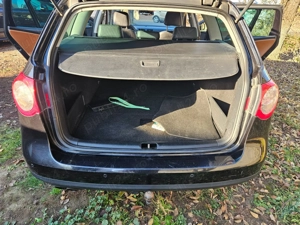 Volkswagen Sharan tdi 2.0 140 cp  - imagine 6 Volkswagen Sharan tdi 2.0 140 cp  - imagine 6