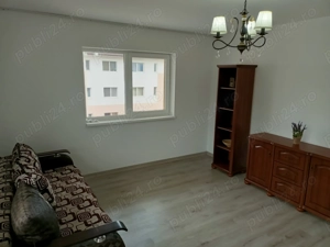 Inchiriez apartament 2 camere nou decomandat etaj 3