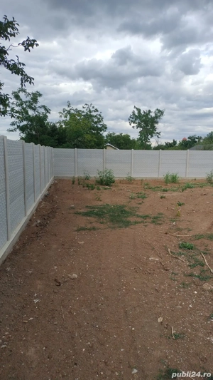 Teren cu proiect și autorizație de construcție și gard modern