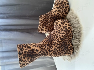 Botine noi animal print