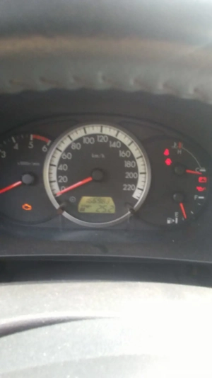 mazda 5, din 2008 - imagine 3