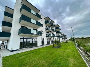 Super Oferta 1250 euro mp Spatiu Comercial cu Vitrina 173 mp 3 parcari