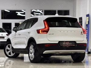 Volvo XC40 2.0 D4 AWD - imagine 2