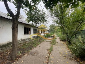 Cladire veche de vanzare in Saucesti Bacau - imagine 5