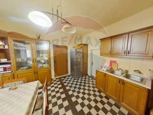 Casă cu 4 camere, Str. Bradului/ Sighetu Marmației - imagine 6