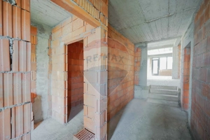 De vânzare, casă la roșu în zona centrală, Str. Emil Racoviță - imagine 10