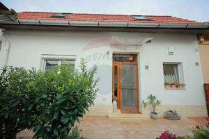 De vânzare Apartament cu 5 camere în zona Centrală, Nicolae Jiga