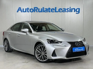Lexus IS - imagine 2