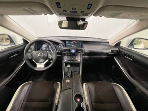 Lexus IS - imagine 8