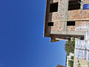 Execut case la rosu - imagine 5