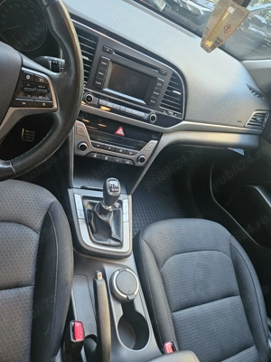 Vând Hyundai Elantra   unic proprietar, diesel, Motorizare: 1,6 CDRi, negociabil - imagine 3