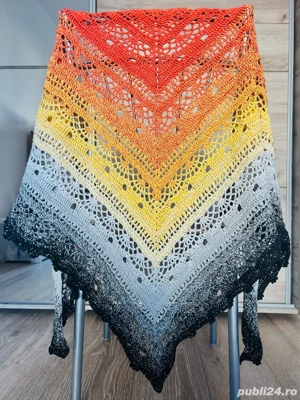 Sal triunghiular handmade