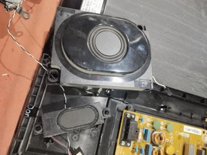 set 2 difuzoare 378g0100489saa 6ohm 10w + 378g0130492saa 4ohm 13w de pe tv Philips 47pfk6559