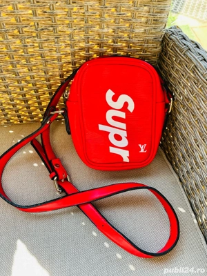 Geantă crossbody Louis Vuitton x Supreme Danube PPM