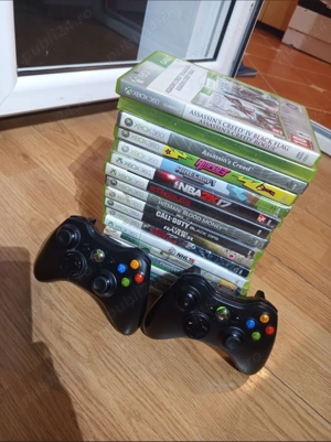 Vând Xbox 360S în stare bună de funcționare - imagine 3