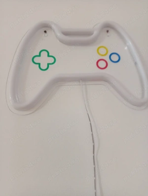 Vând Xbox 360S în stare bună de funcționare