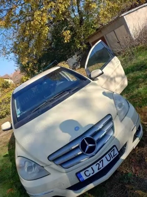 Dezmembrez Mercedes Benz clasa B 180  - imagine 2 Dezmembrez Mercedes Benz clasa B 180  - imagine 2