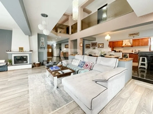 De vanzare casa individuala stil mediteranian curte 704 mp Borhanci