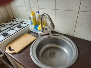 Vand apartament 2 camere - imagine 10