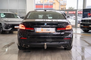 BMW Seria 5 530e Automatik - imagine 6