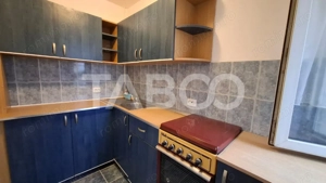 Apartament 3 camere de vanzare semidecomandat 45 mp zona Vasile Aaron - imagine 7