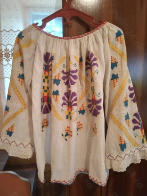 Costum popular original, stare foarte bună  - imagine 2