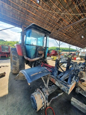 Dezmembram Massey Ferguson 9240