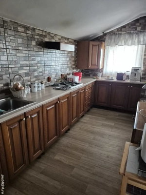 Vilă BiFamiliara si Afacere Unica  - imagine 9