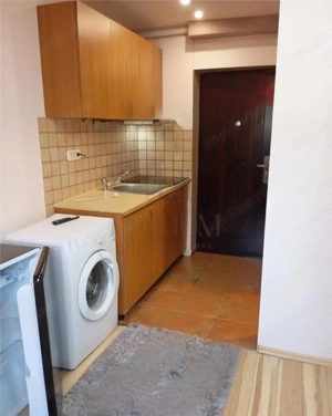 Garsoniera-Renovata-Dambovita-Centrala - imagine 2