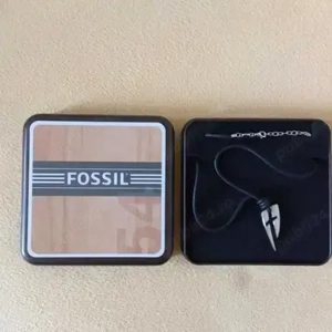 Pandativ Fossil cu snur din piele - Autentic !