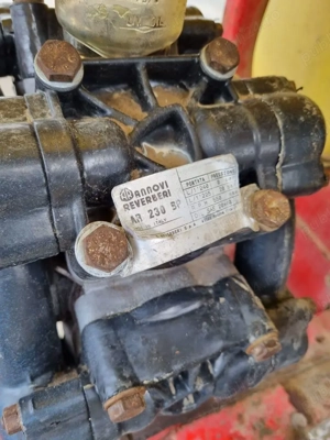 Dezmembram mașina erbicidat RAU - imagine 3