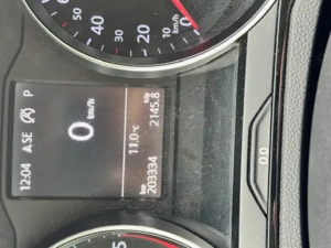 Volkswagen Passat 2.0 TDI DSG - imagine 6