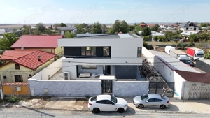 Casa 420 mp, P+1.  si Piscina. Curte teren 1050 mp. Cernica Balaceanca
