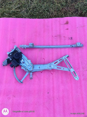 Macara portiera dreapta fata Opel Zafira 2003 DTI ( 1998-2005 )