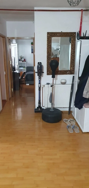 Vand apartament 3 camere decomandat in Mioveni centru - imagine 5