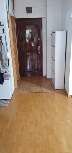 Vand apartament 3 camere decomandat in Mioveni centru - imagine 7